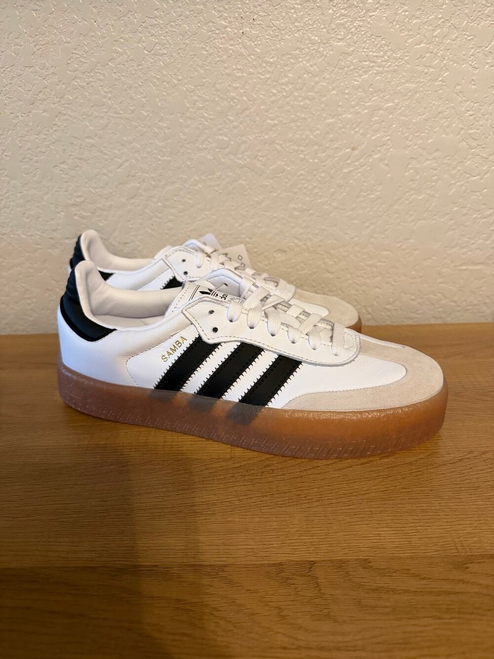 Sambae Adidas Sneakers Size 8.5 New With Box